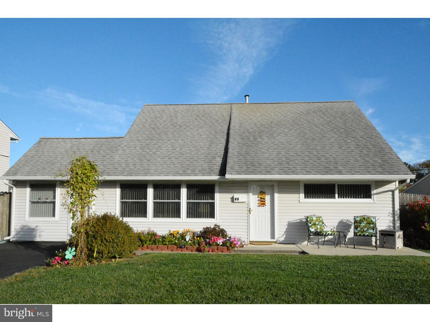 88 Indigo Road Levittown, PA 19057 - Photo 1 of 25 Gallery Image 1