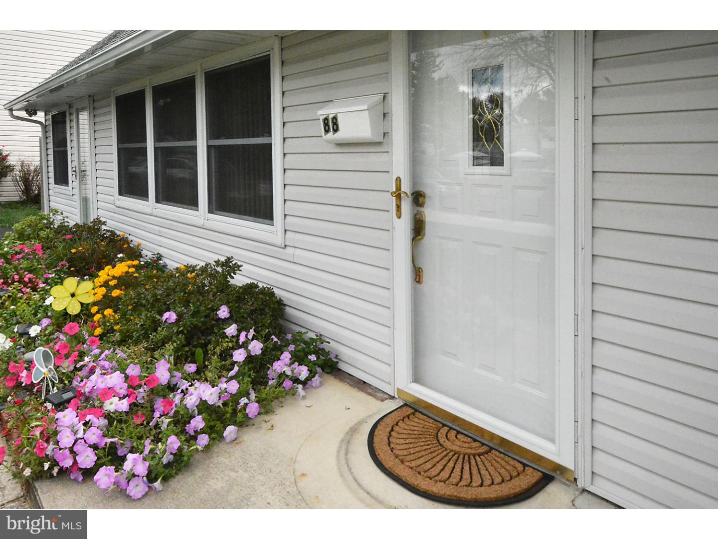 88 Indigo Road Levittown, PA 19057 - Photo 20 of 25 Gallery Image 20