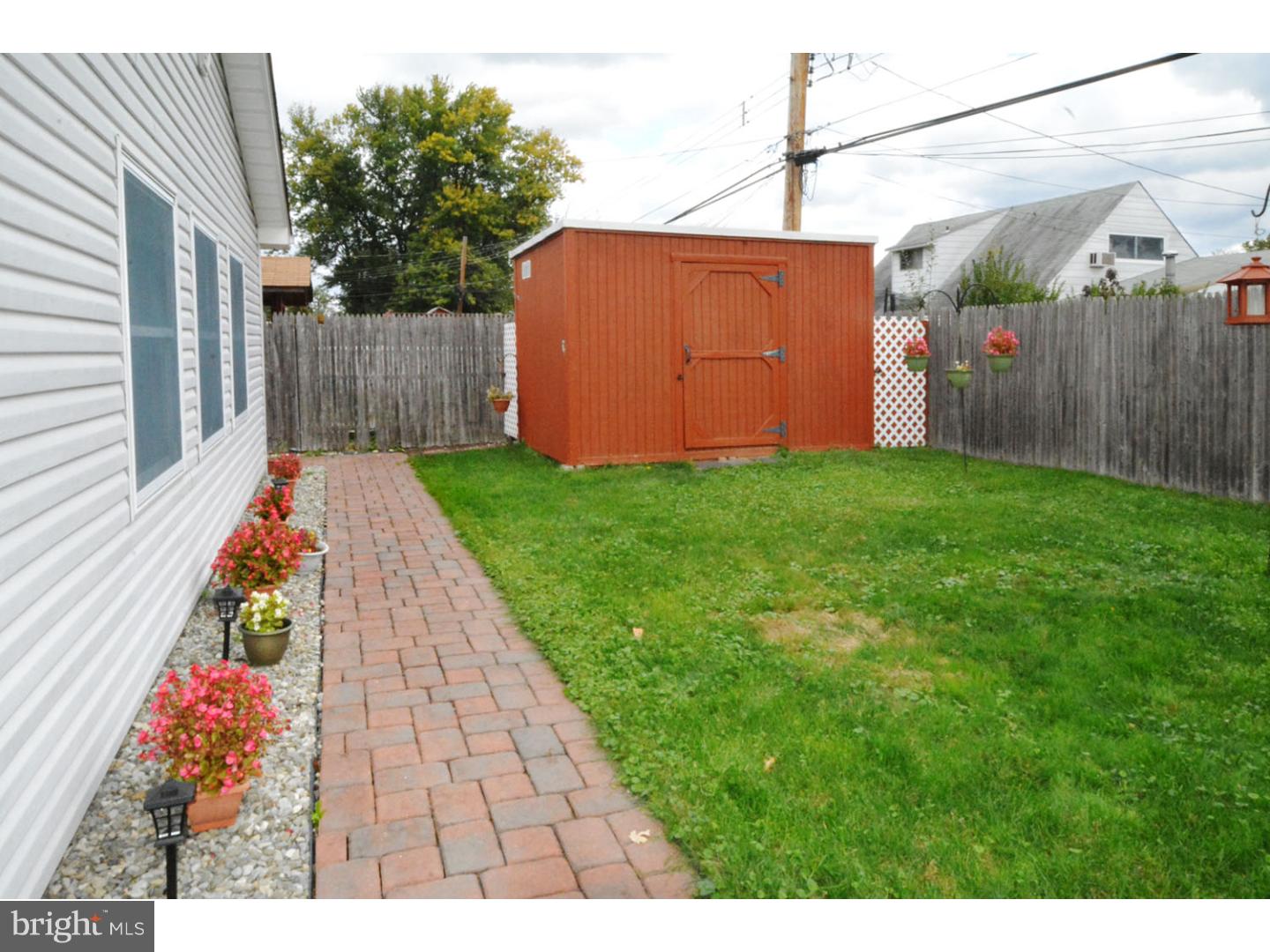 88 Indigo Road Levittown, PA 19057 - Photo 24 of 25 Gallery Image 24