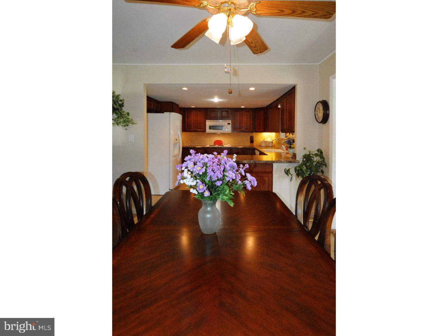 88 Indigo Road Levittown, PA 19057 - Photo 8 of 25 Gallery Image 8