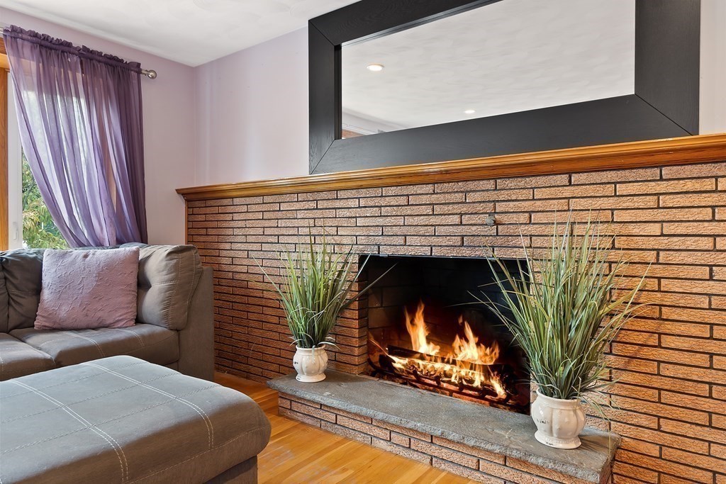 179 Rumney Road Revere, MA 02151 - Photo 4 of 29 Gallery Image 4