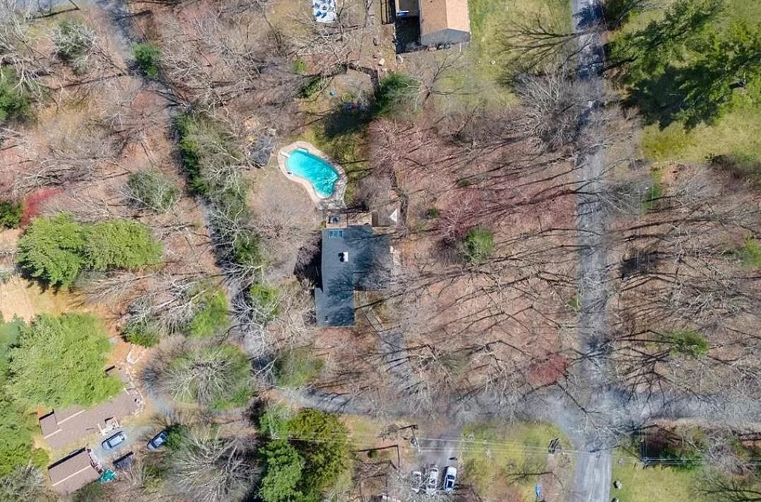 4262 Wintergreen Road East Stroudsburg, PA 18302 - Photo 26 of 30 Overhead 3