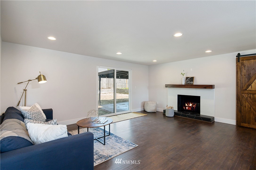 856 Northeast Riddell Road Bremerton, WA 98311 - Photo 13 of 28 Gallery Image 13