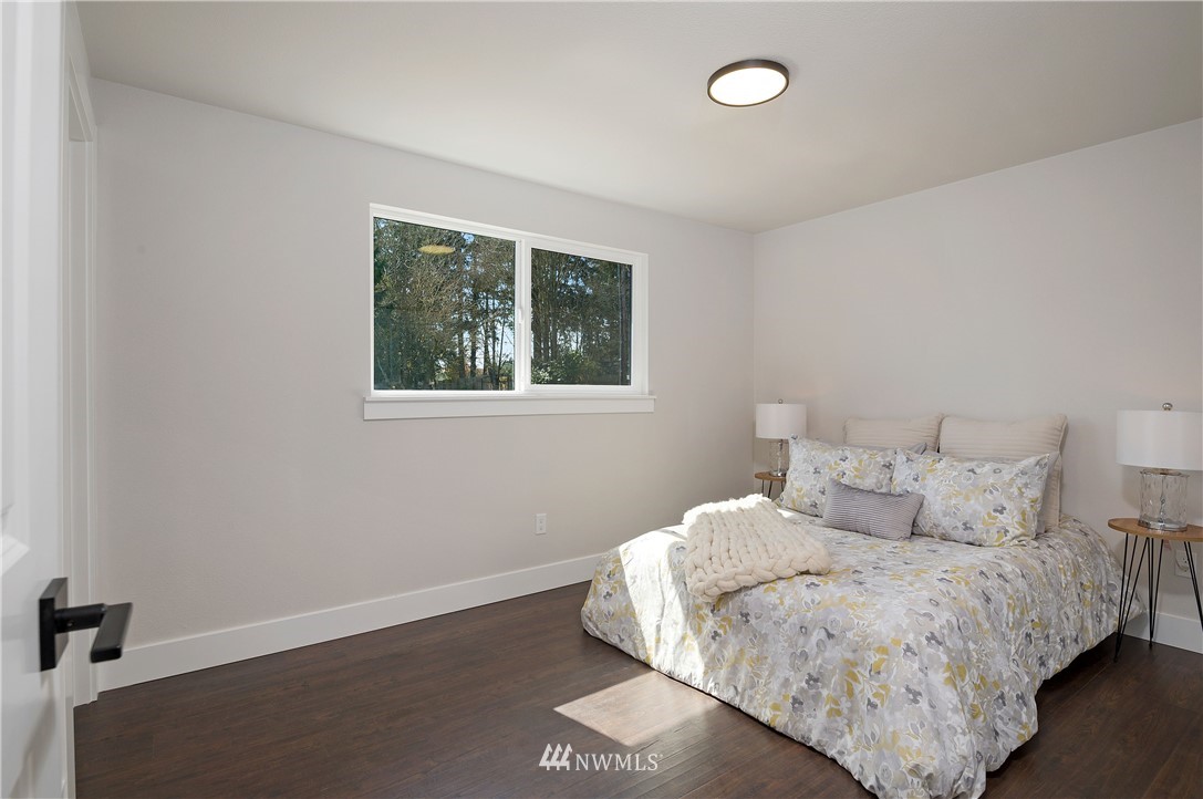 856 Northeast Riddell Road Bremerton, WA 98311 - Photo 20 of 28 Gallery Image 20