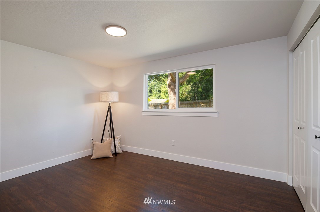 856 Northeast Riddell Road Bremerton, WA 98311 - Photo 25 of 28 Gallery Image 25