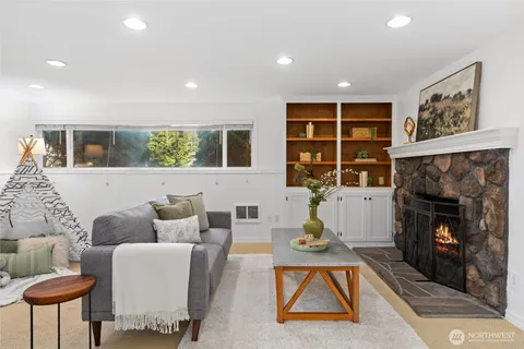 a front view of house with yard