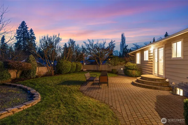 $1,150,000 | 14423 75th Avenue Northeast, Kirkland, WA 98034