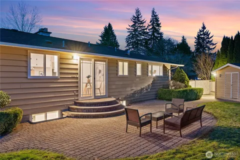 $1,150,000 | 14423 75th Avenue Northeast, Kirkland, WA 98034