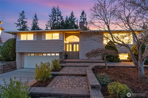 $1,150,000 | 14423 75th Avenue Northeast, Kirkland, WA 98034