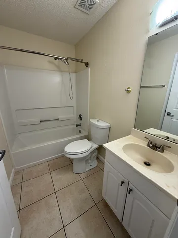 $1,800 | 2477 Emerald Ridge Loop, Tallahassee, FL 32303