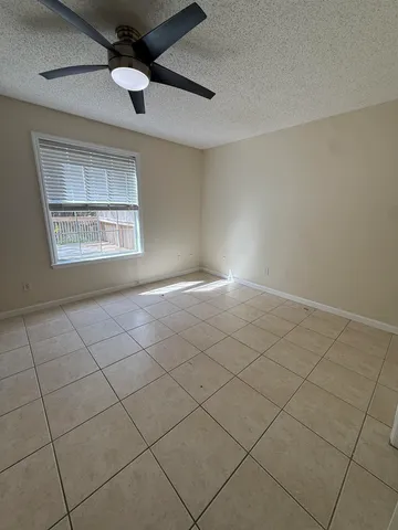 $1,800 | 2477 Emerald Ridge Loop, Tallahassee, FL 32303