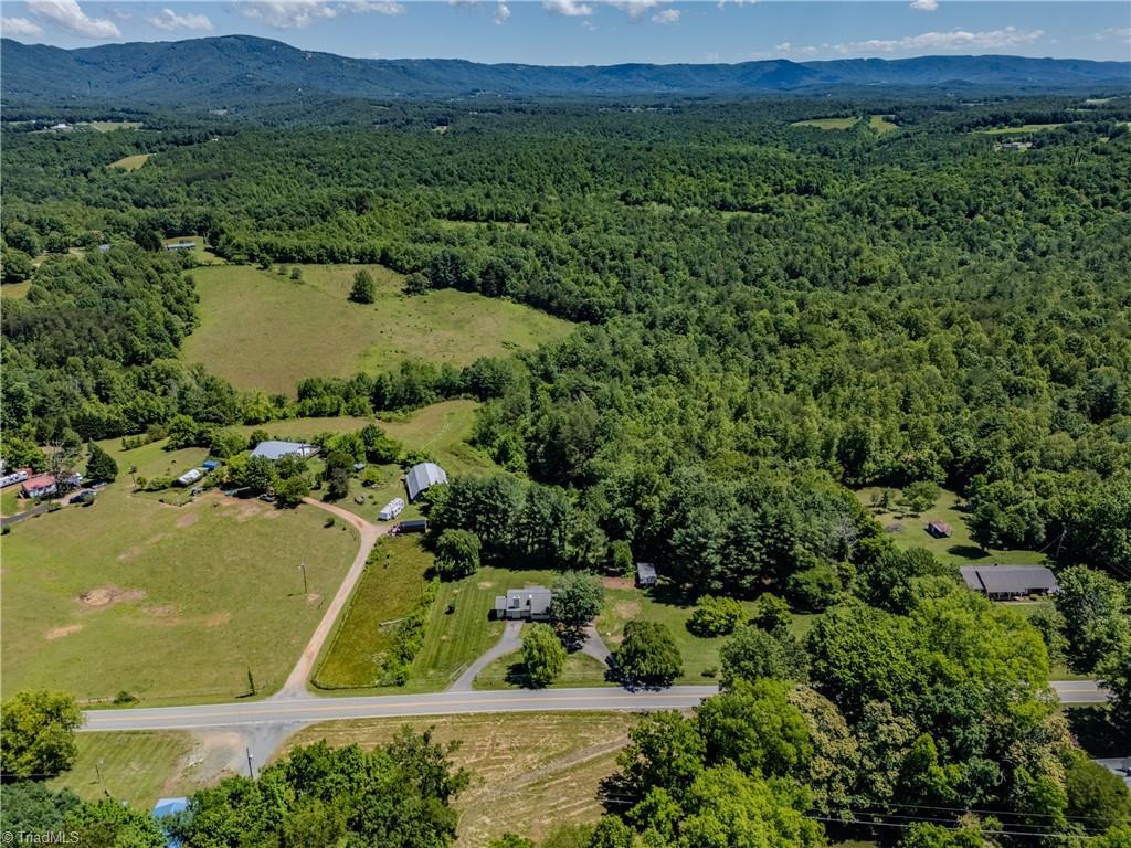 2119 Old Pipers Gap Road Cana, VA 24317 - Photo 37 of 45