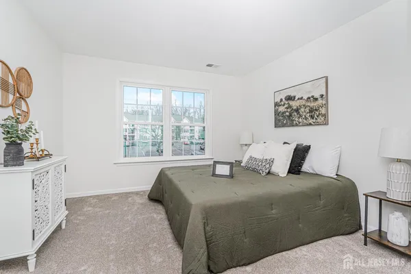 $2,525 | 1227 Waterford Drive, Edison, NJ 08817