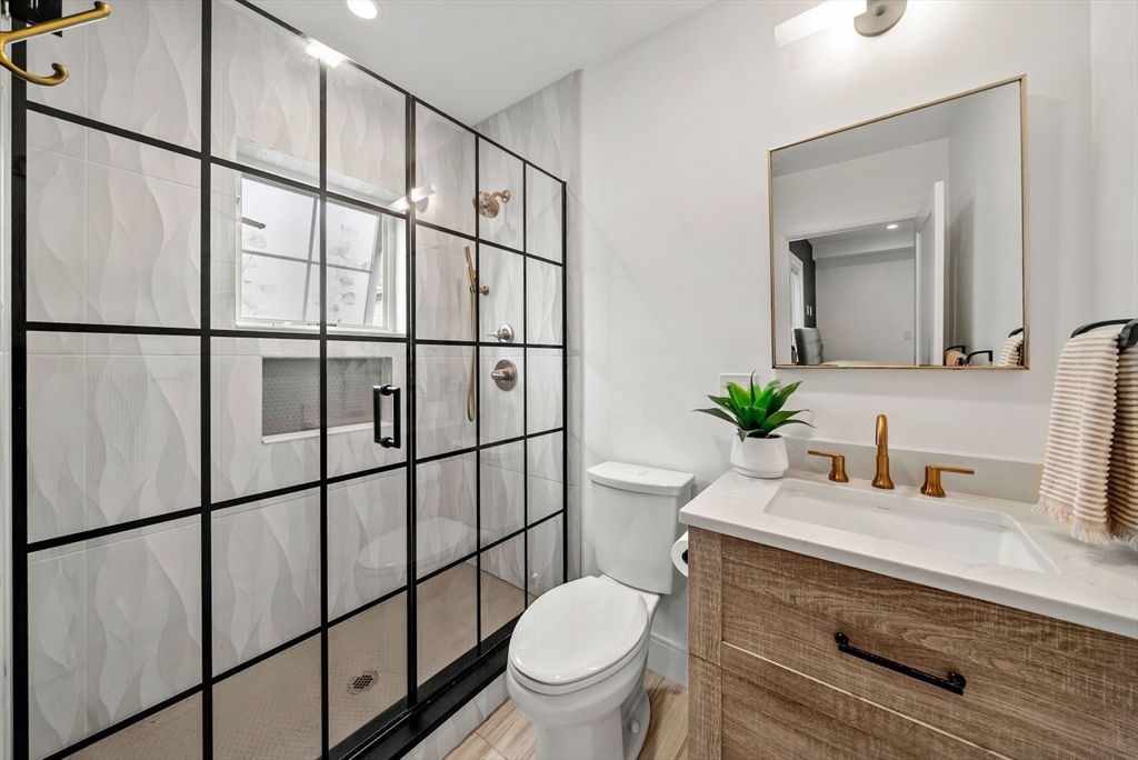 108 R Mt Pleasant Avenue, Unit 108R Boston, MA 02119 - Photo 21 of 37