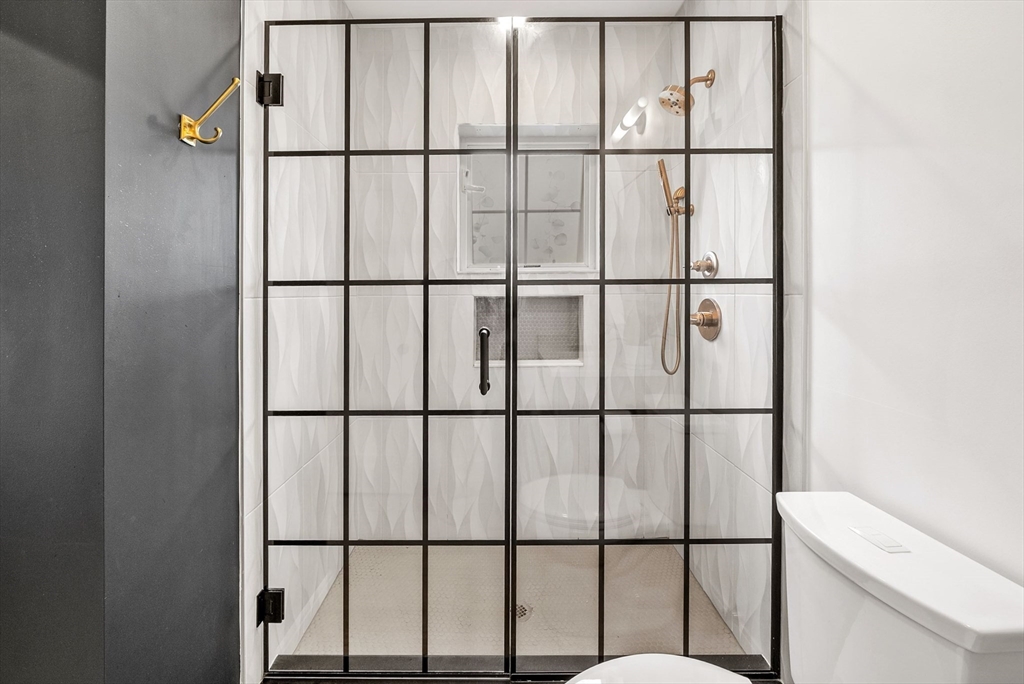 108 R Mt Pleasant Avenue, Unit 108R Boston, MA 02119 - Photo 22 of 37