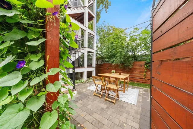 $599,000 | 108 R Mt Pleasant Avenue, Unit 108R, Boston, MA 02119