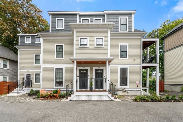 $599,000 | 108 R Mt Pleasant Avenue, Unit 108R, Boston, MA 02119