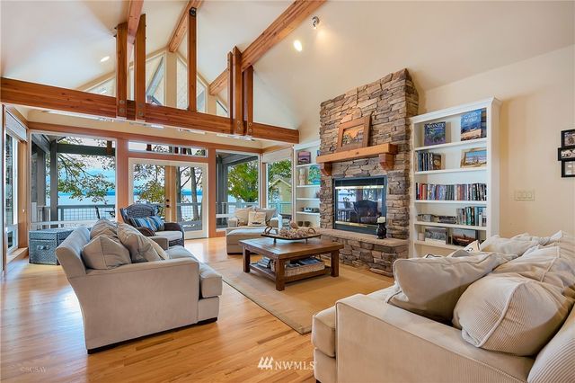 $1,131,000 | 8725 Oertel Drive, Blaine, WA 98230