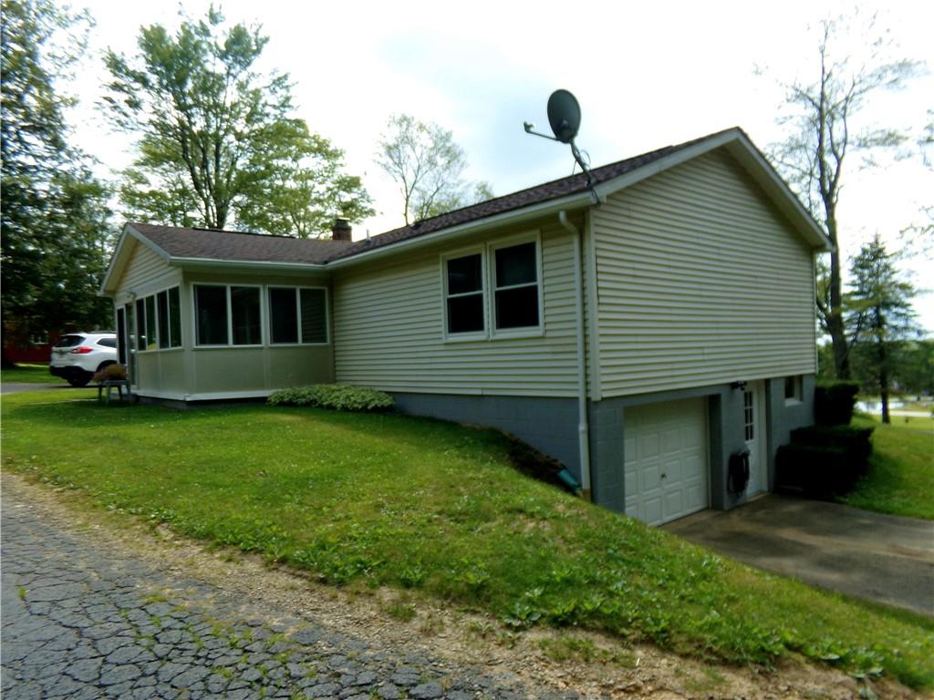 606 Garrett Shortcut Road Berlin, PA 15530 - Photo 3 of 19 Gallery Image 3