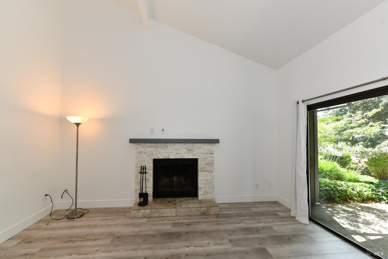 354 Los Alamos Road Santa Rosa, CA 95409 - Photo 10 of 25
