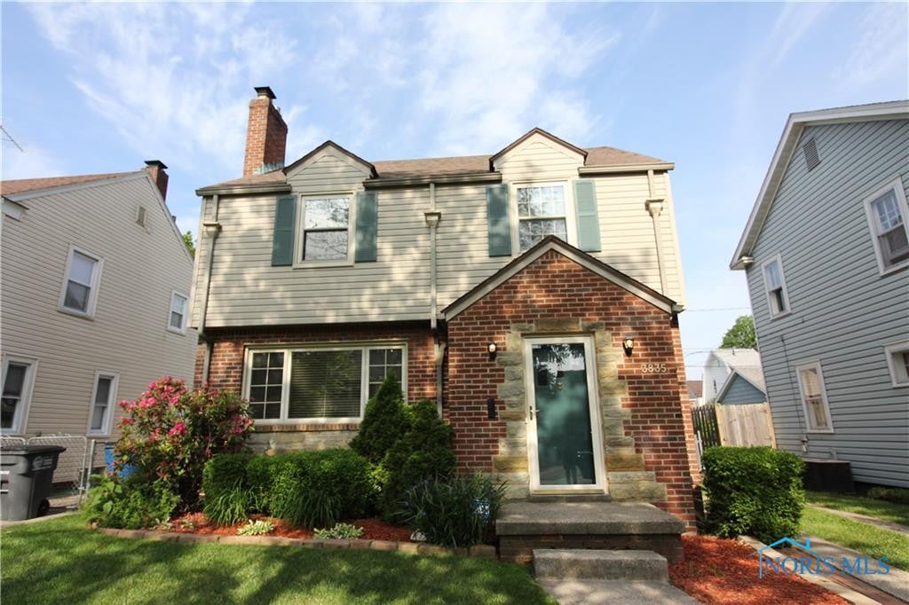 3835 Grantley Road Toledo, OH 43613 - Photo 1 of 28 Gallery Image 1