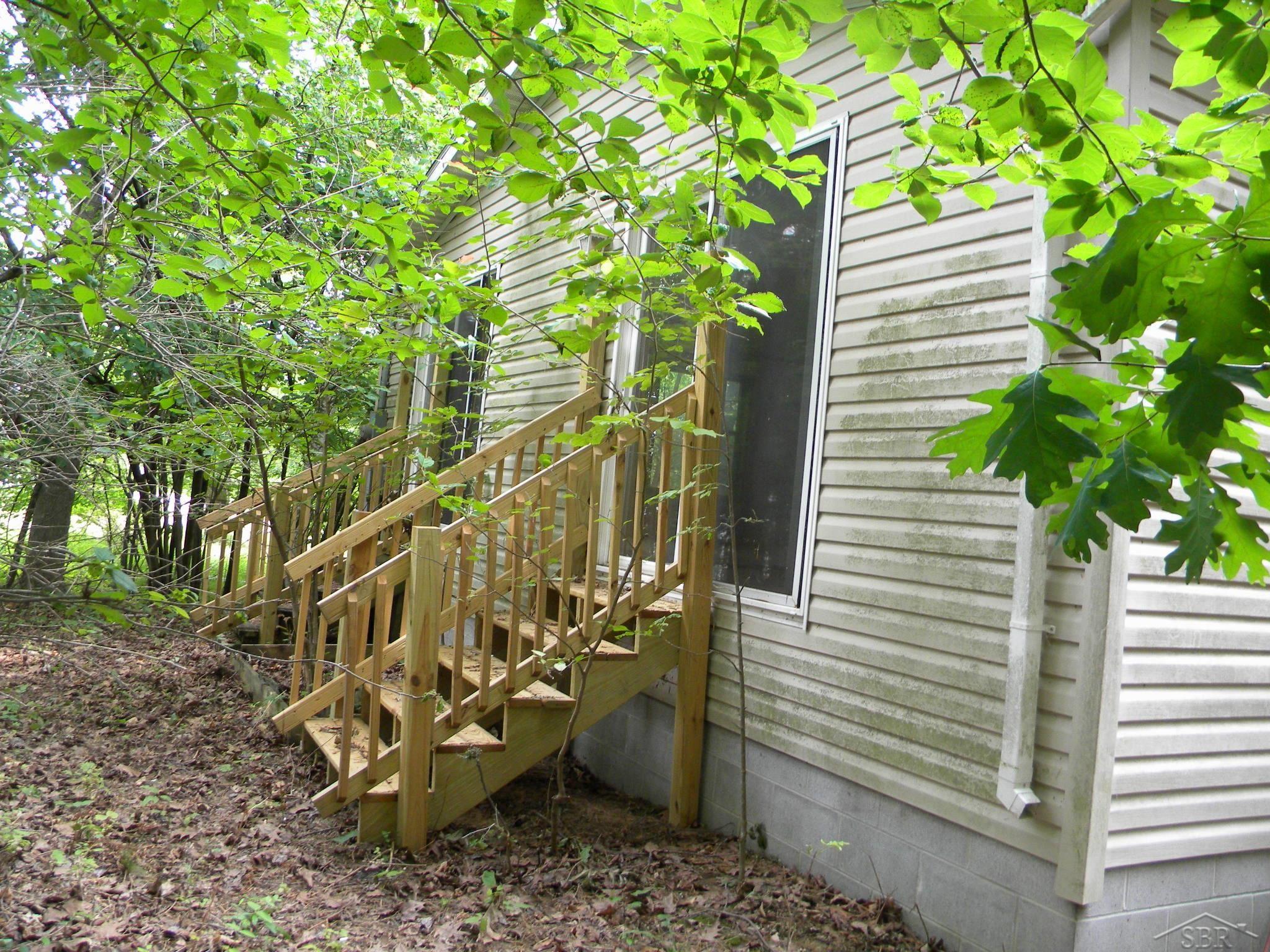 12635 Frost Road Hemlock, MI 48626 - Photo 19 of 22 50115116-18.JPG
