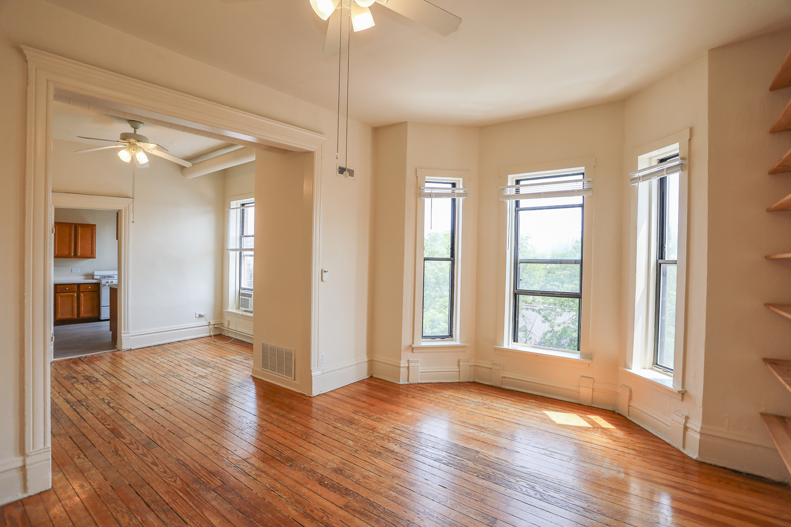 652 North Noble Street, Unit 4F Chicago, IL 60642 - Photo 2 of 11