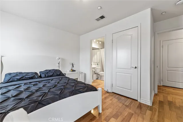 $938,000 | 785 South Marengo Avenue, Unit 2, Pasadena, CA 91106