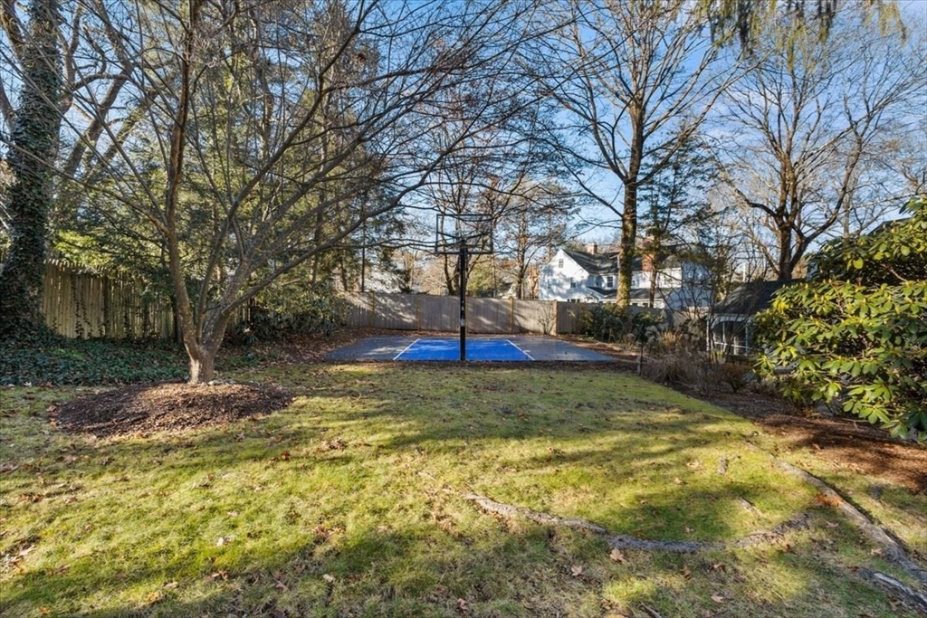146 Arnold Road Newton, MA 02459 - Photo 22 of 24