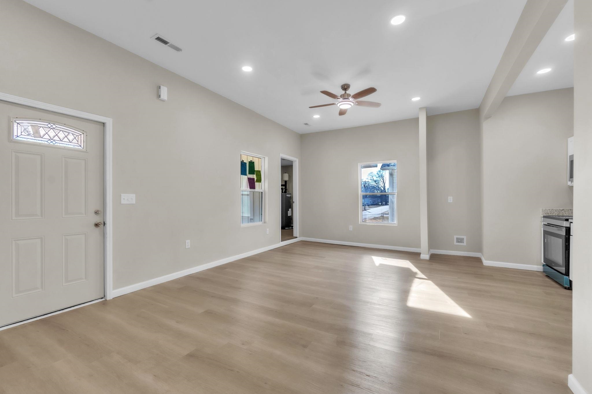 294 Austin Street Spartanburg, SC 29301 - Photo 5 of 15