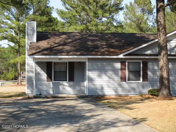 $1,195 | 1917 Countrywood Boulevard, Jacksonville, NC 28540