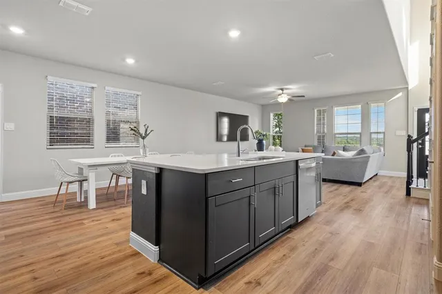 $419,500 | 2613 Kings Canyon Mews, Corinth, TX 76210