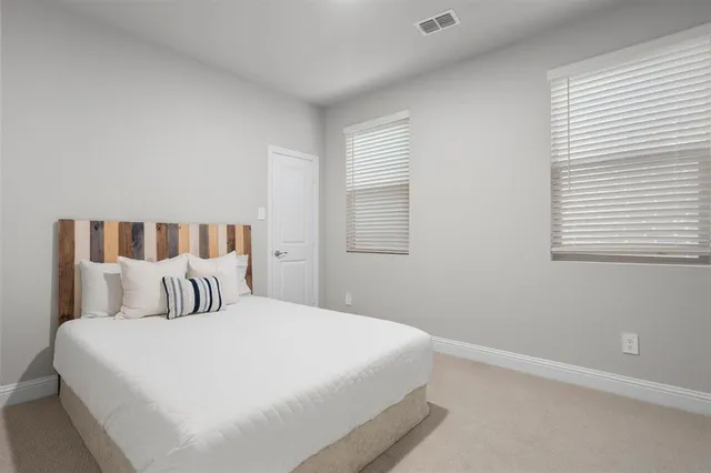 $419,500 | 2613 Kings Canyon Mews, Corinth, TX 76210