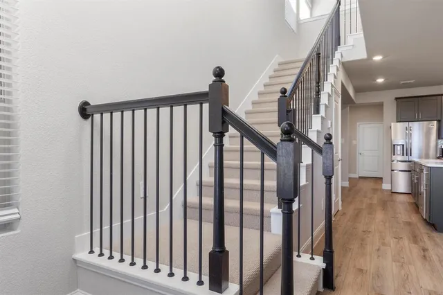 $419,500 | 2613 Kings Canyon Mews, Corinth, TX 76210