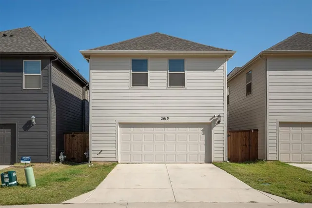 $419,500 | 2613 Kings Canyon Mews, Corinth, TX 76210