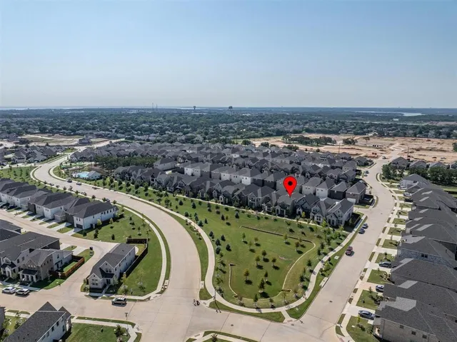 $419,500 | 2613 Kings Canyon Mews, Corinth, TX 76210