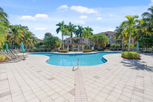 $2,500 | 6434 Emerald Dunes Drive, Unit 203, West Palm Beach, FL 33411