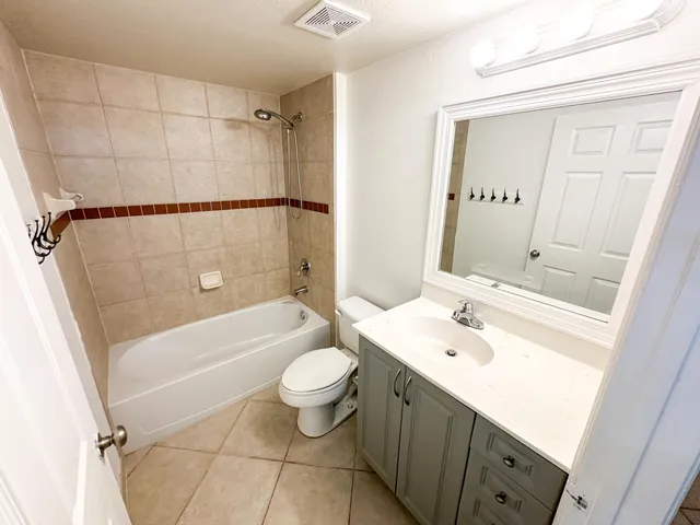 $2,500 | 6434 Emerald Dunes Drive, Unit 203, West Palm Beach, FL 33411