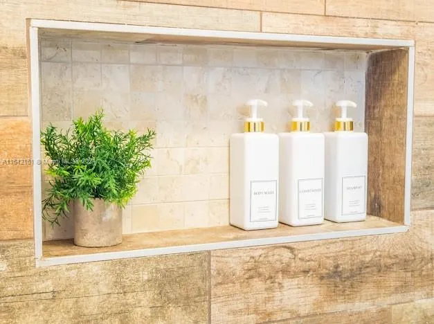 $1,500,000 | 824 Northeast 4th Street, Unit 16, Fort Lauderdale, FL 33301