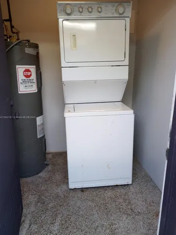 $1,500,000 | 824 Northeast 4th Street, Unit 16, Fort Lauderdale, FL 33301