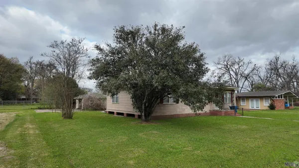 $115,000 | 411 Claiborne Street, New Roads, LA 70760