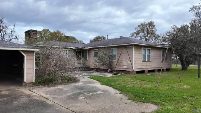 $115,000 | 411 Claiborne Street, New Roads, LA 70760