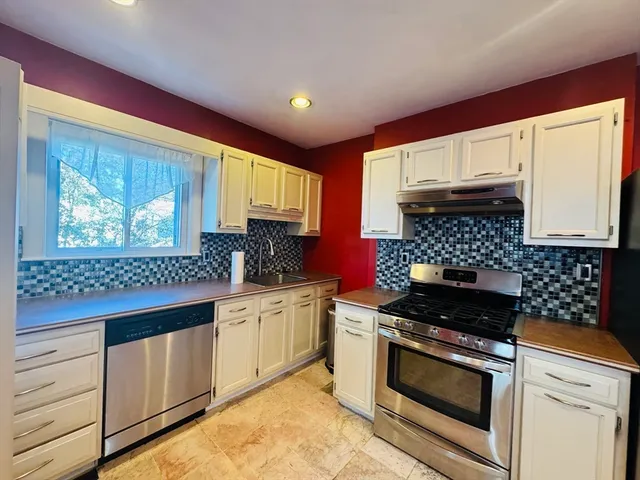 $495,000 | 16 Perley Place, Unit 16, Quincy, MA 02169