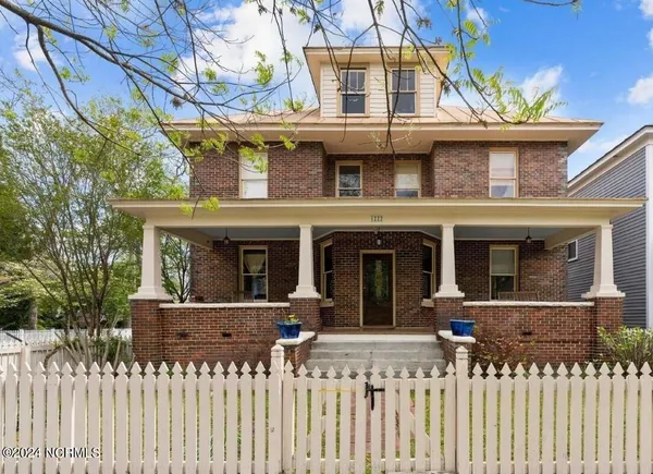 $647,500 | 1222 National Avenue, New Bern, NC 28560