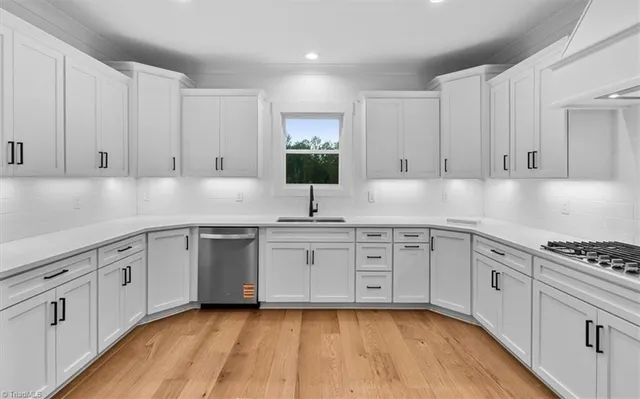 $849,900 | 5090 Southern Pines Drive, Kernersville, NC 27284