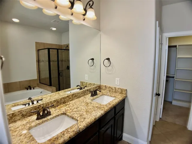 $369,990 | 1525 Avenue A, Grand Prairie, TX 75051
