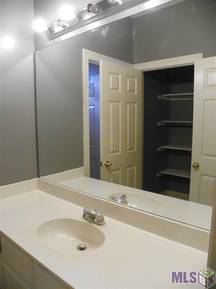 1011 Springlake Drive Baton Rouge, LA 70810 - Photo 19 of 41