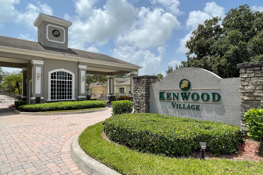 3812 Kitty Hawk Lane Southwest Vero Beach, FL 32968 - Photo 34 of 36 a front view of a house with garden