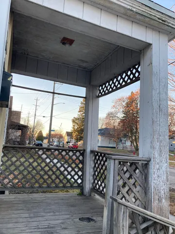 $69,900 | 1709 Madison Street, Manitowoc, WI 54220