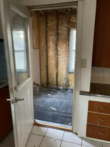 $69,900 | 1709 Madison Street, Manitowoc, WI 54220